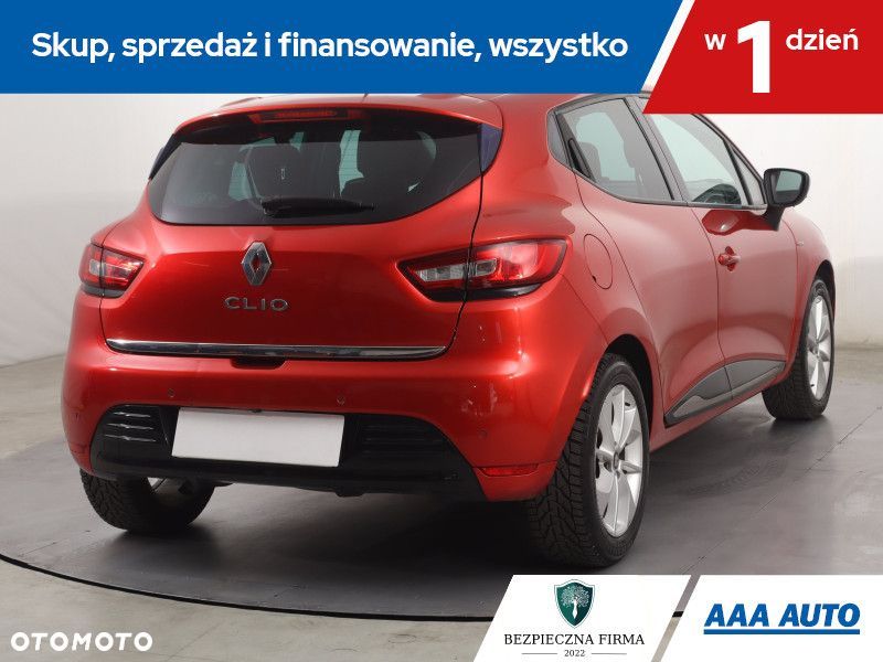 Renault Clio - 7