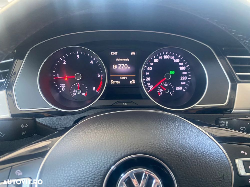 Volkswagen Passat ver-variant-2-0-bitdi-4mot-dsg-highline - 14