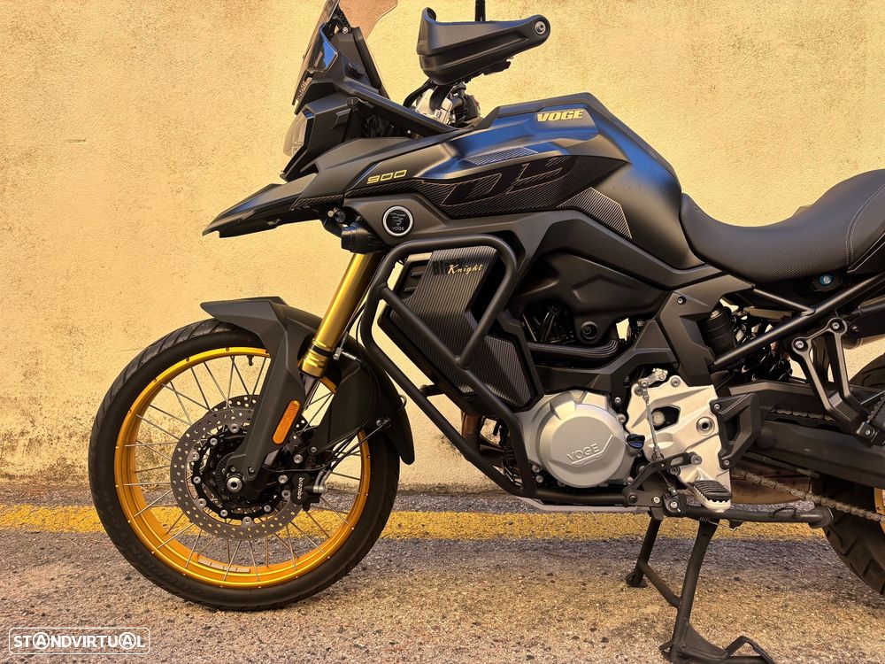 Voge 900DSX - 8