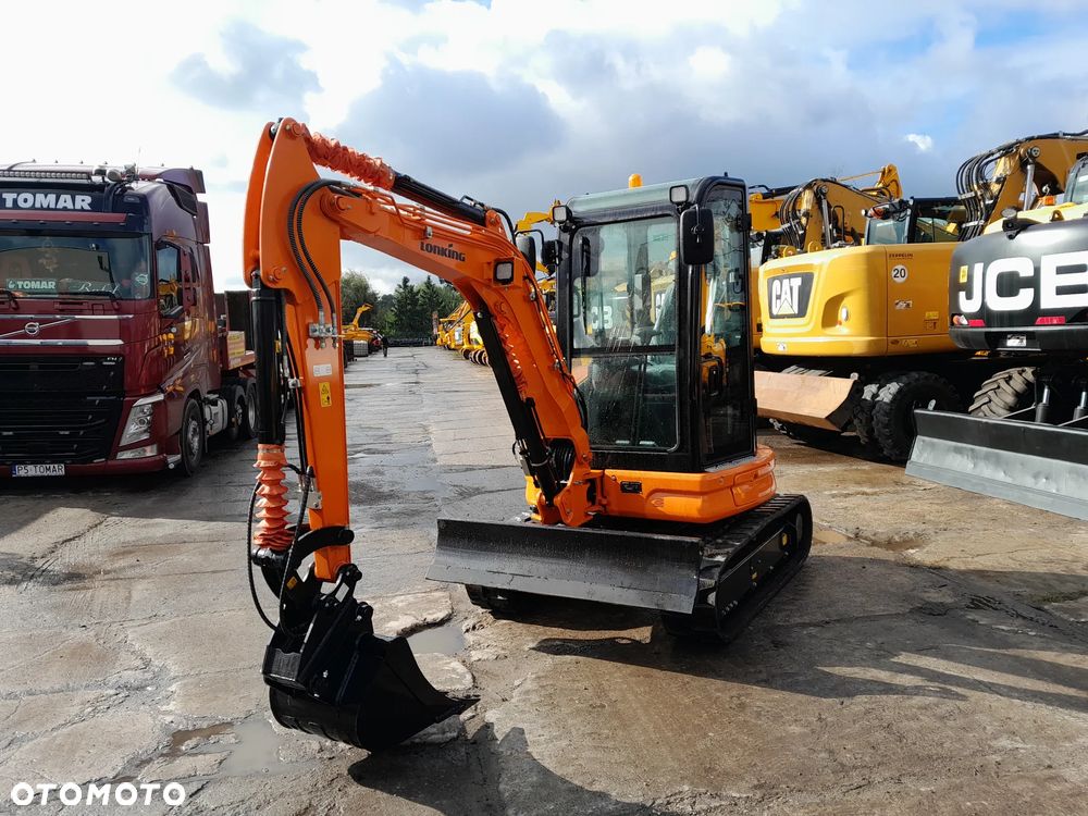 Kubota LONKING CDM6025 - 4