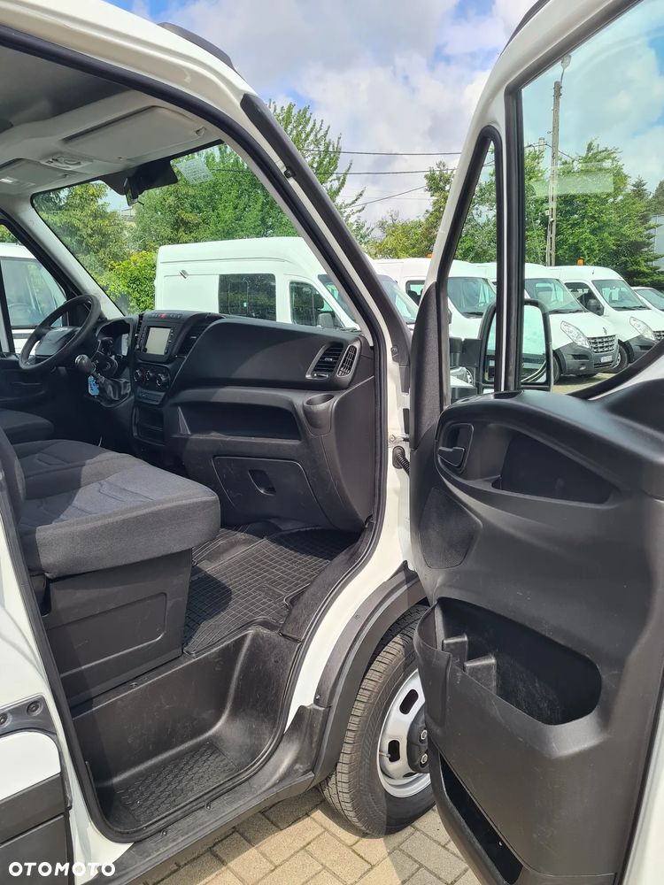 Iveco DAILY - 7