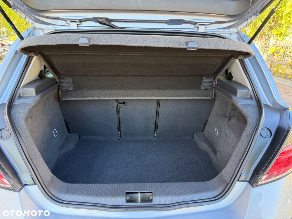 Opel Astra 1.6 Style - 19