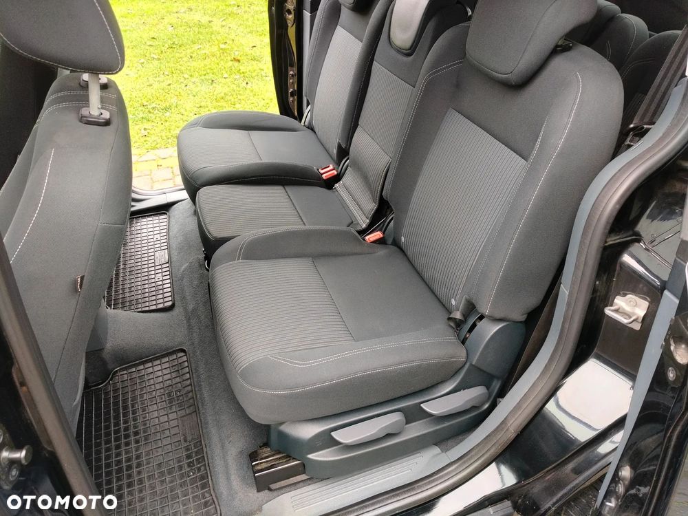 Ford Grand C-MAX 2.0 TDCi Edition - 21