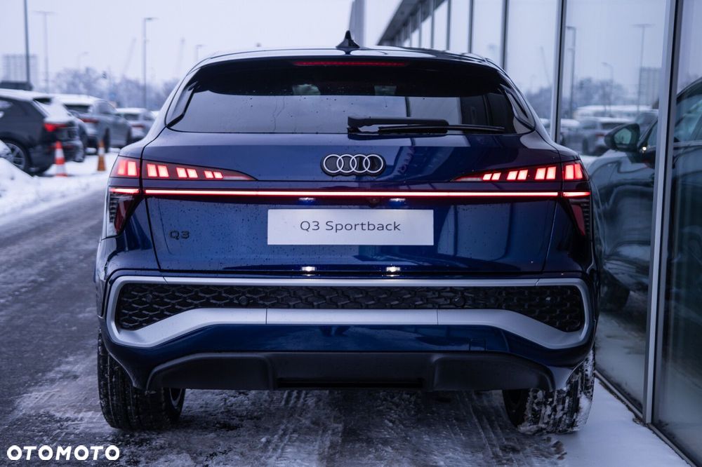 Audi Q3 Sportback - 4