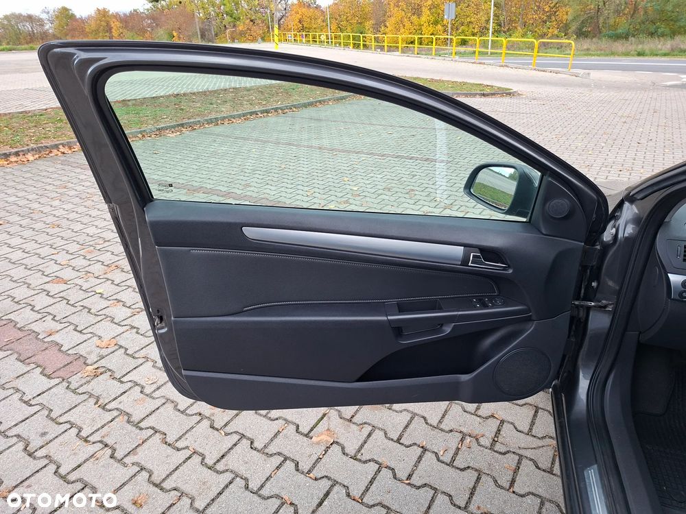 Opel Astra 1.6 Sport - 9
