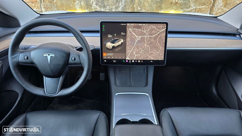 Tesla Model 3 - 11