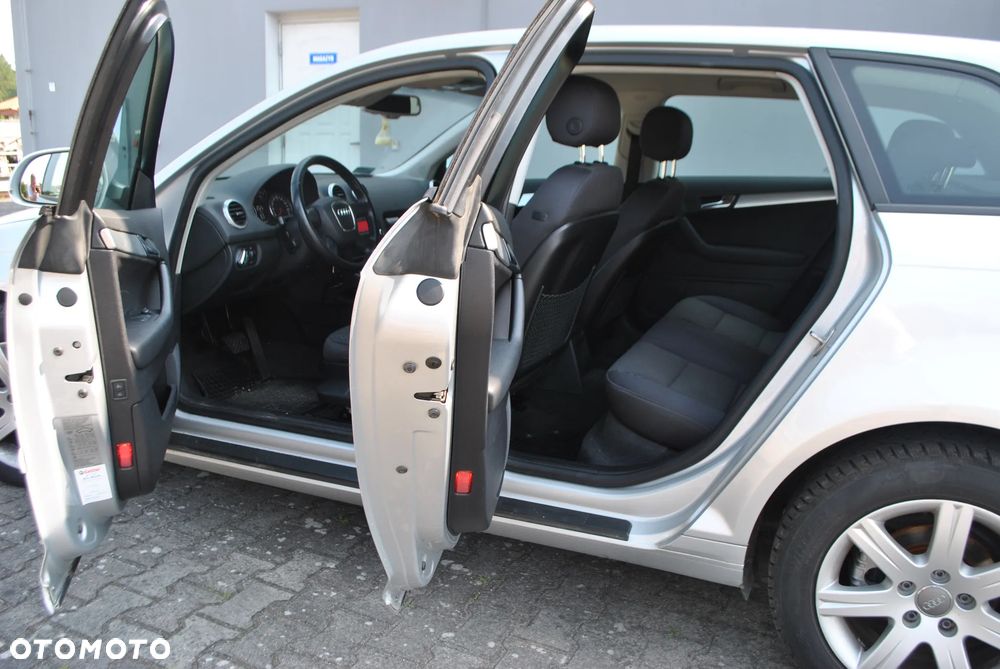 Audi A3 Sportback 1.4T FSI Ambiente S tronic - 5