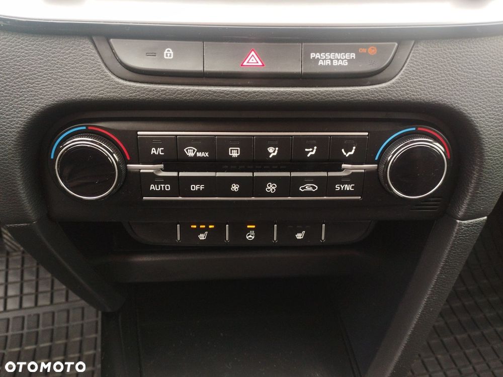Kia Ceed 1.5 T-GDI Tribute - 27