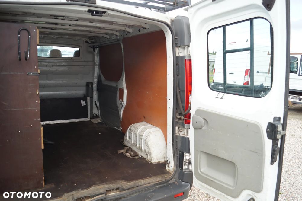 Opel VIVARO - 17