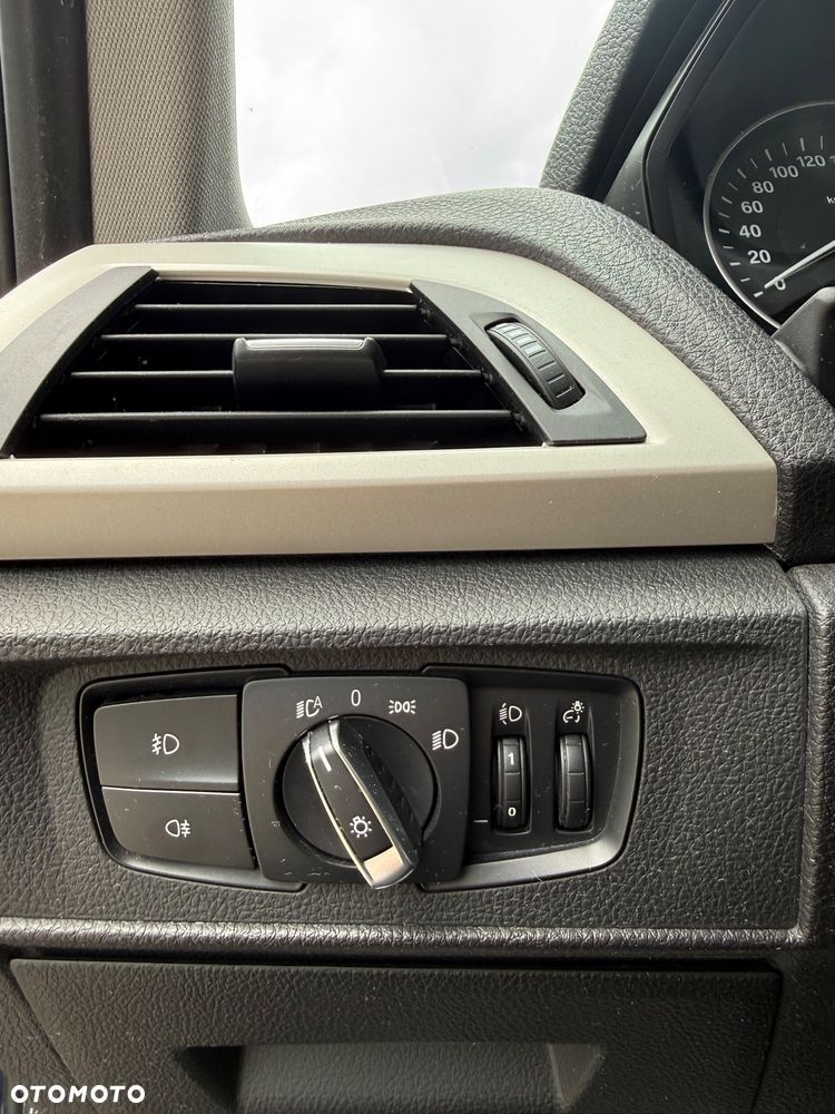 BMW Seria 1 118d Advantage - 29
