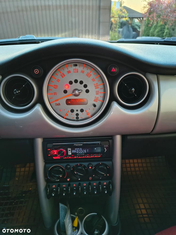 MINI ONE Standard - 4