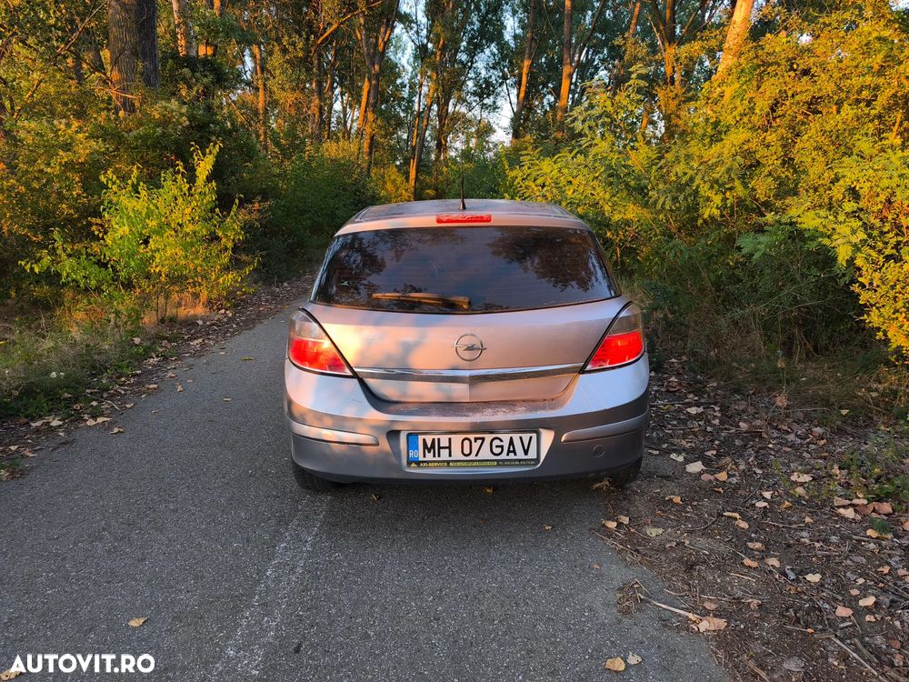 Opel Astra 1.6i Sport - 6