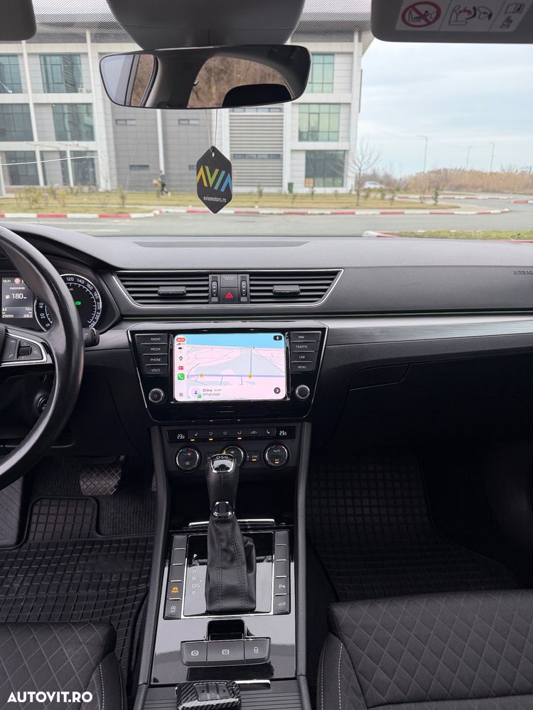 Skoda Superb 2.0 TDI DSG Style - 20