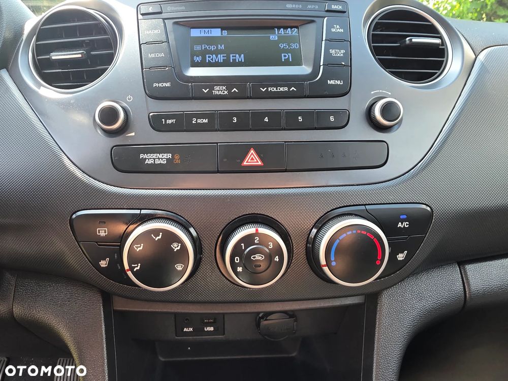 Hyundai i10 1.0 Premium - 21