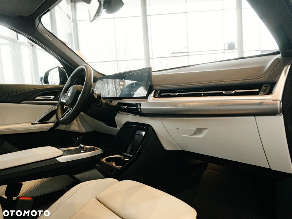 BMW X1 xDrive20d - 8