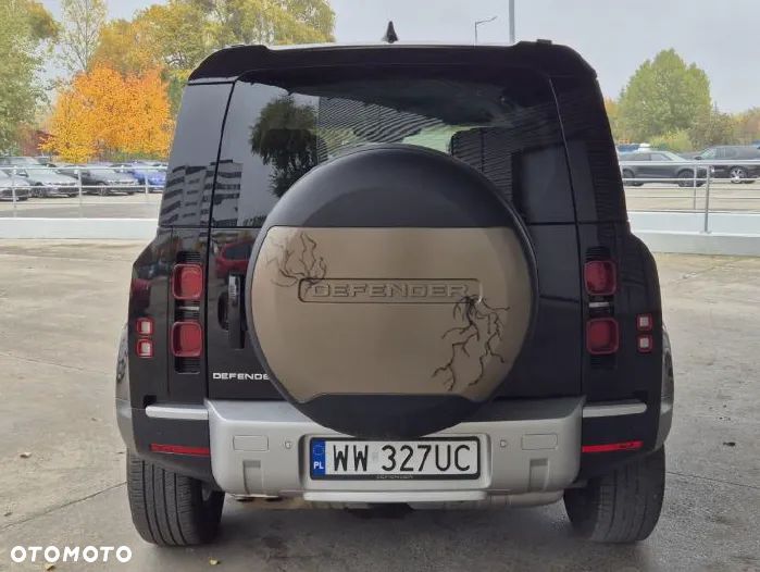 Land Rover Defender - 5