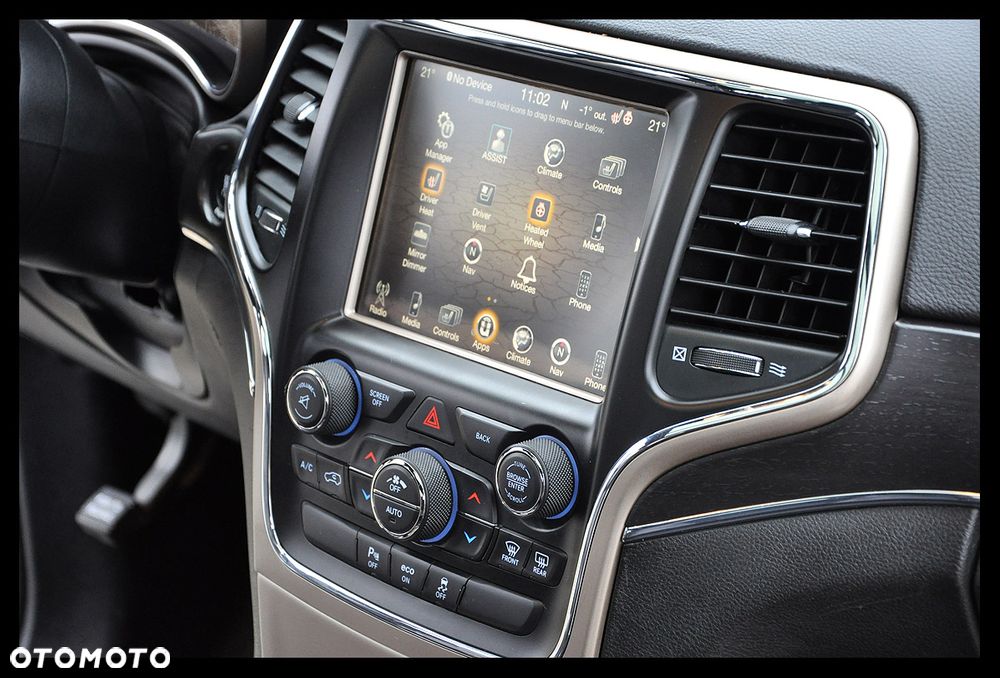 Jeep Grand Cherokee - 21