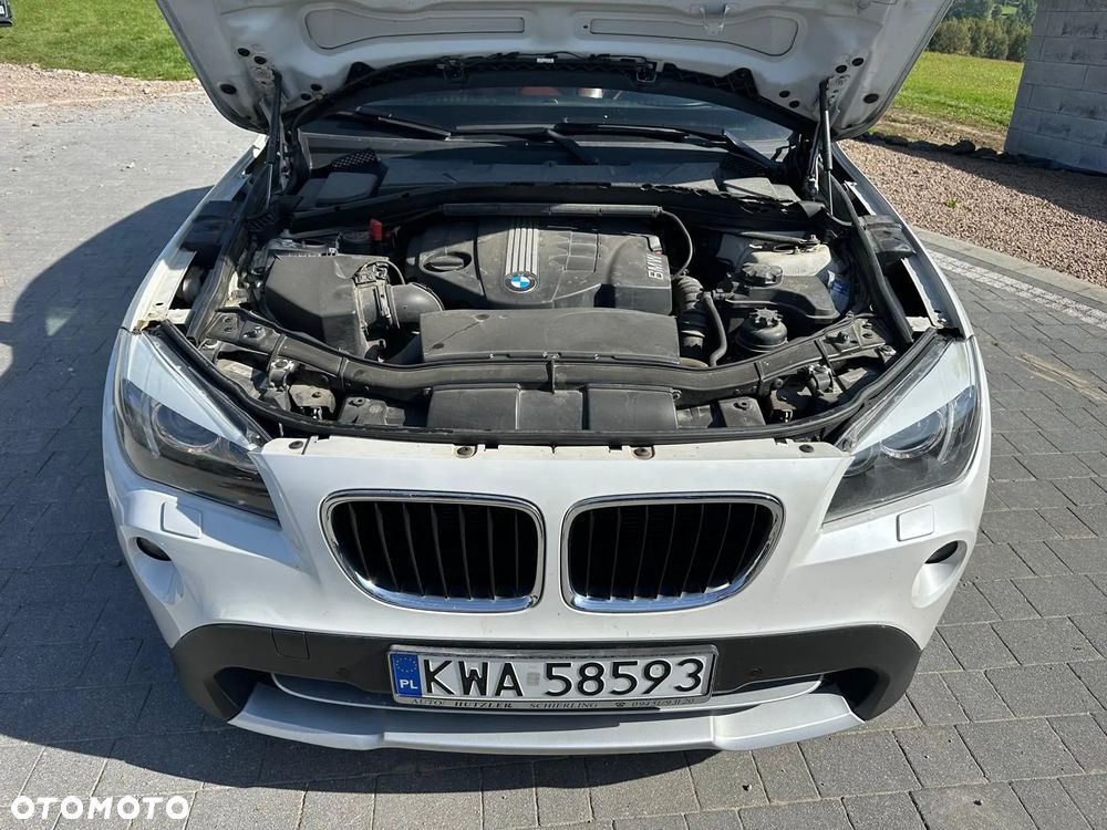 BMW X1 xDrive20d - 16