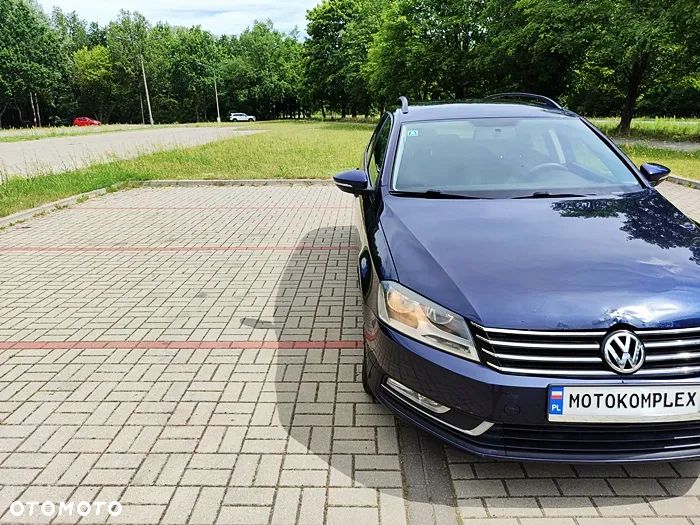 Volkswagen Passat - 19