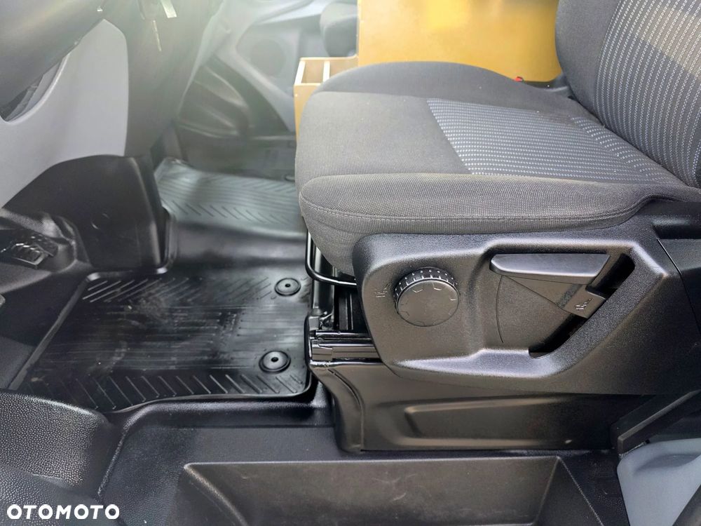 Ford TRANSIT 2,0 TDCI 170 KONNA DOKA BRYGADÓWKA 7 OSOBOWA 3,1M SKRZYNIA KLIMA WEBASTO LEDY BLIŻNIAKI DO 3,5T GWARANCJA - 13