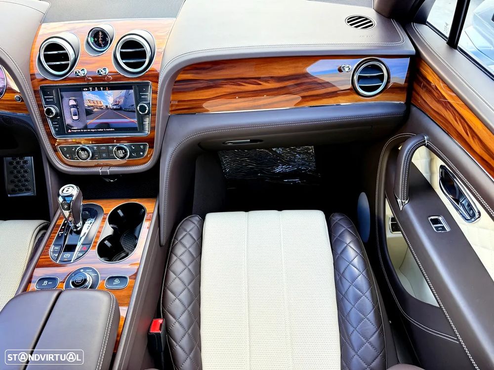Bentley Bentayga V8 - 11