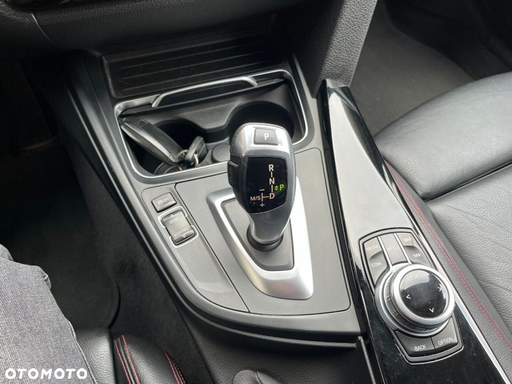 BMW Seria 3 320i GPF M Sport - 19