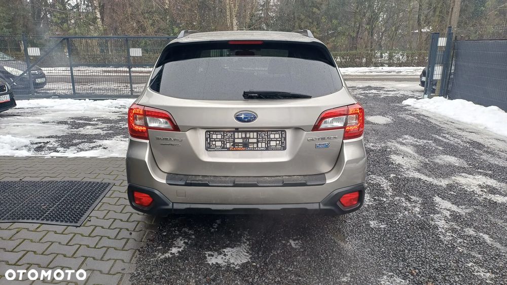 Subaru Outback 2.0D Exclusive Lineartronic - 4