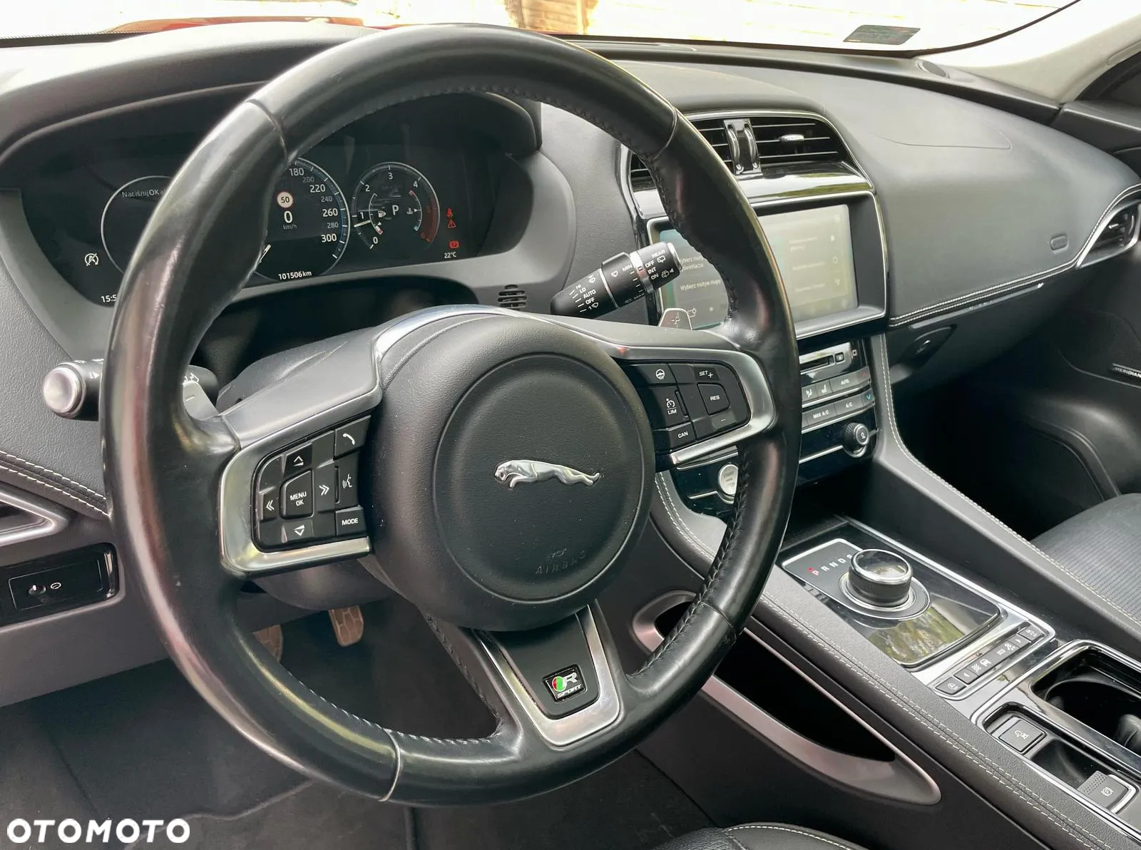 Jaguar F-Pace 2.0 i4D AWD R-Sport - 9