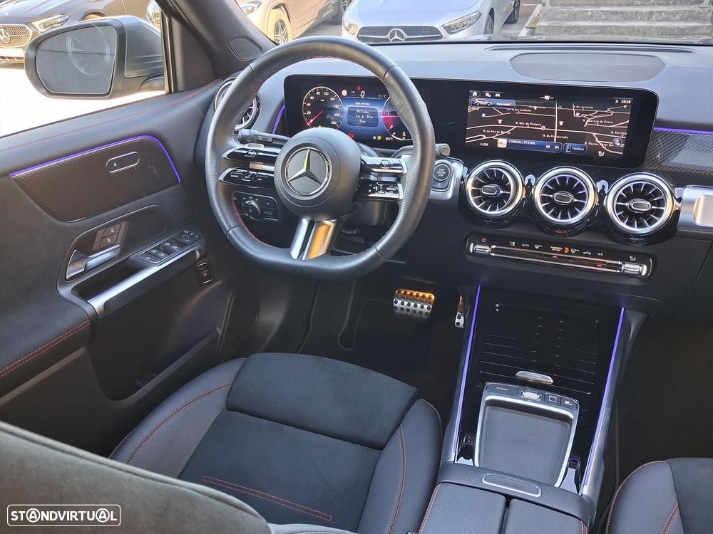 Mercedes-Benz GLB 180 d AMG Line - 18