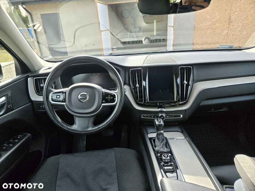 Volvo XC 60 D4 AWD Geartronic Inscription - 9