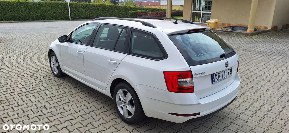 Skoda Octavia - 4