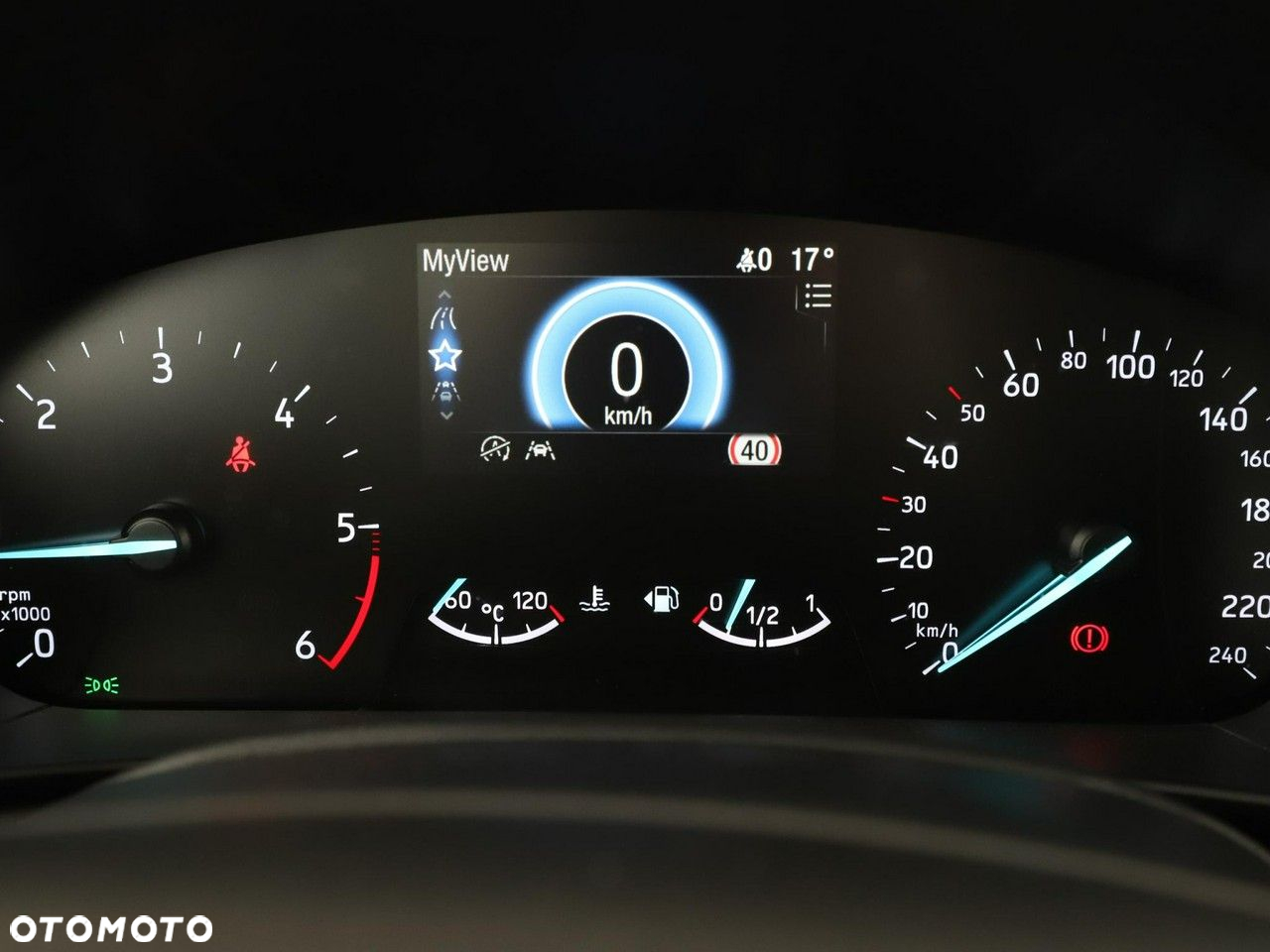 Ford Focus 1.5 EcoBlue Start-Stopp-System COOL&CONNECT - 23