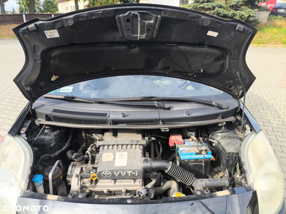 Toyota Yaris 1.3 Luna A/C - 12