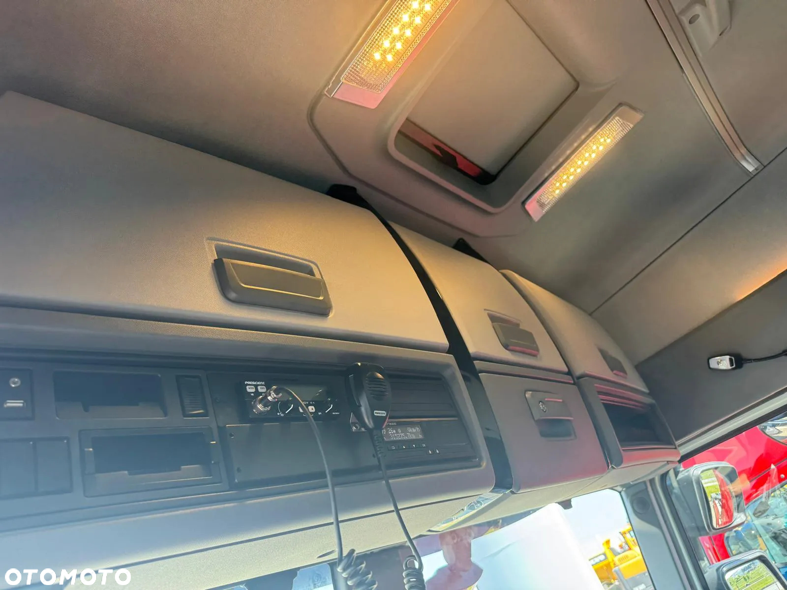 Renault T480 High Cab - 9