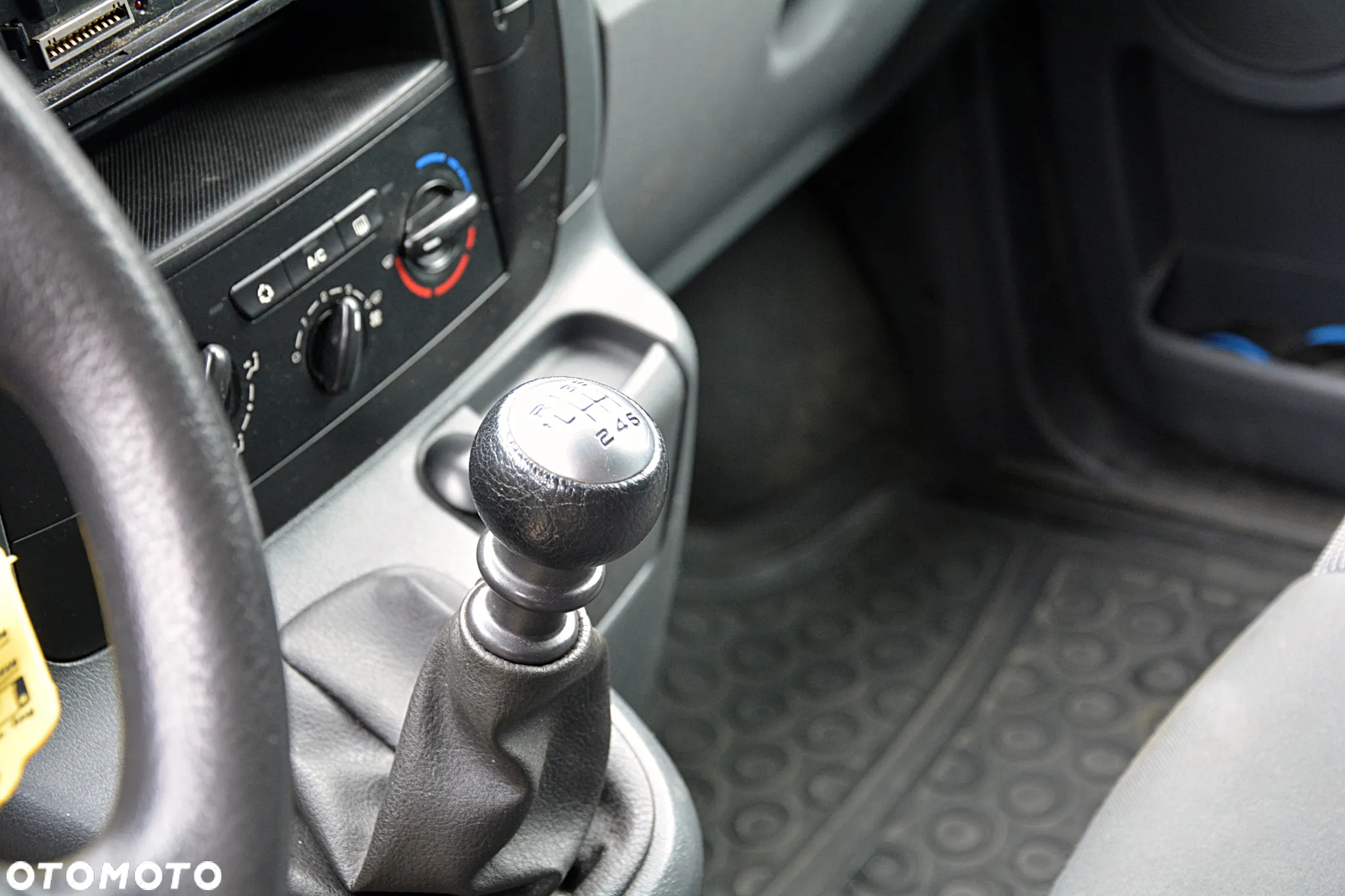 Peugeot Expert - 19