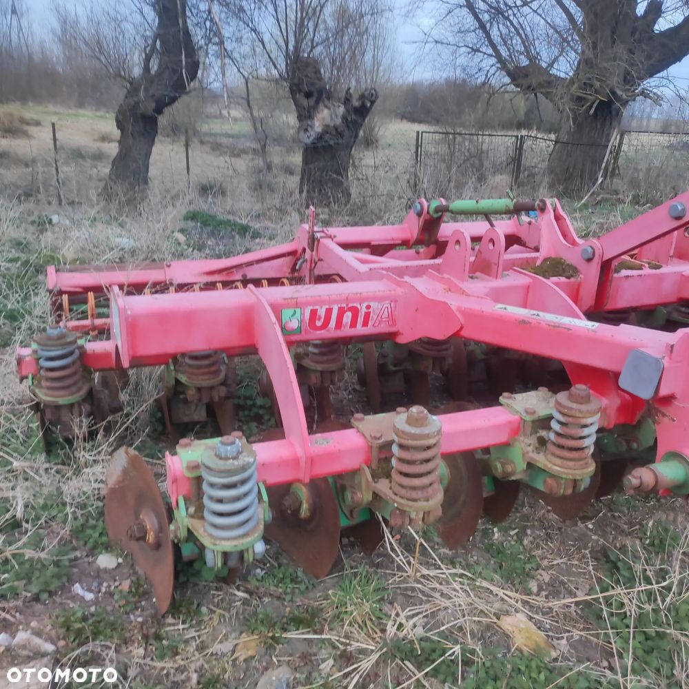 Unia ARES TWIX 4U - 1