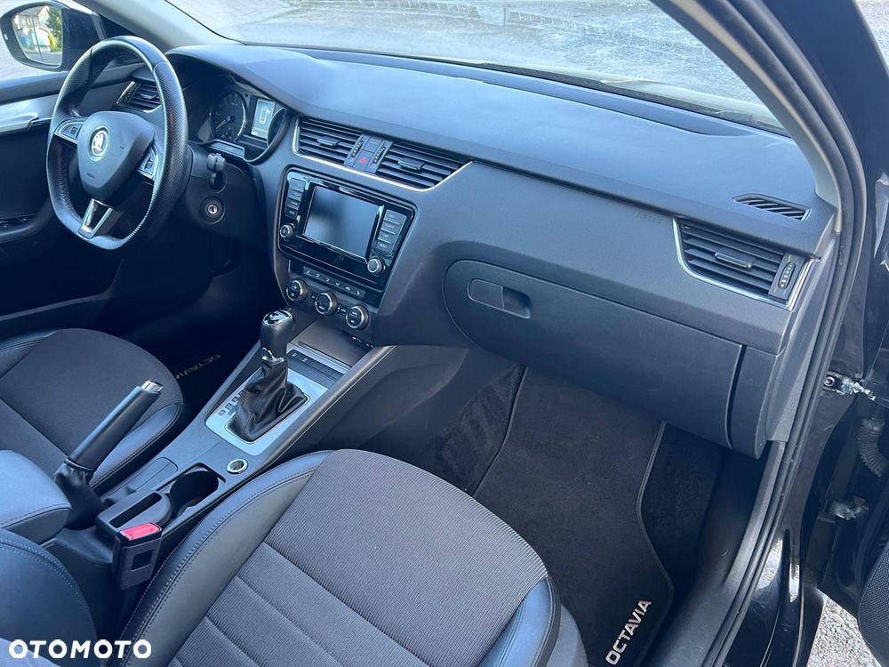 Skoda Octavia 2.0 TDI DSG Ambition - 14