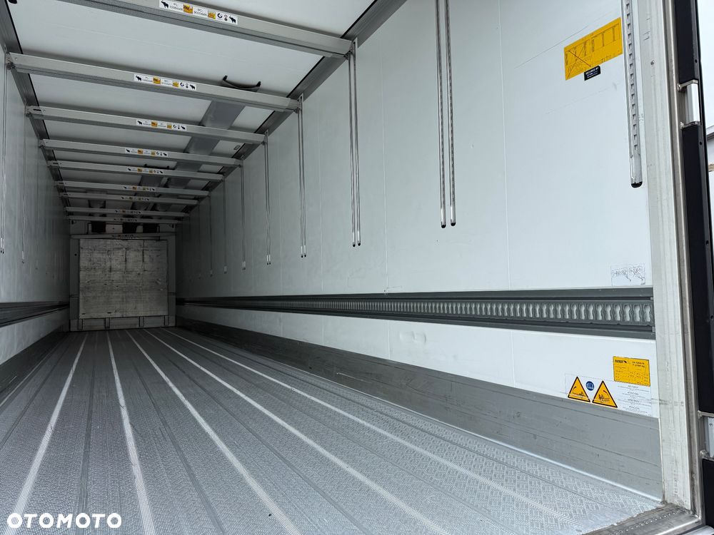 Schmitz Cargobull - 22