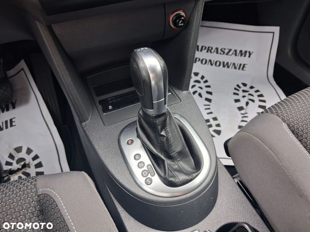 Volkswagen Touran 1.4 TSI DSG Highline - 15