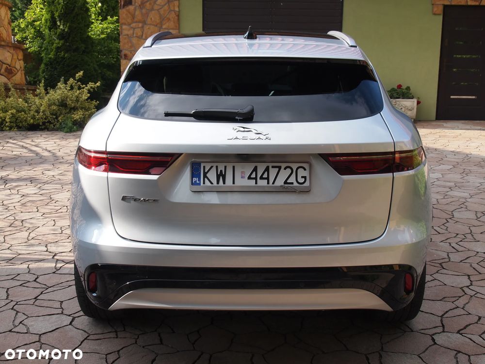 Jaguar F-Pace P250 AWD - 37
