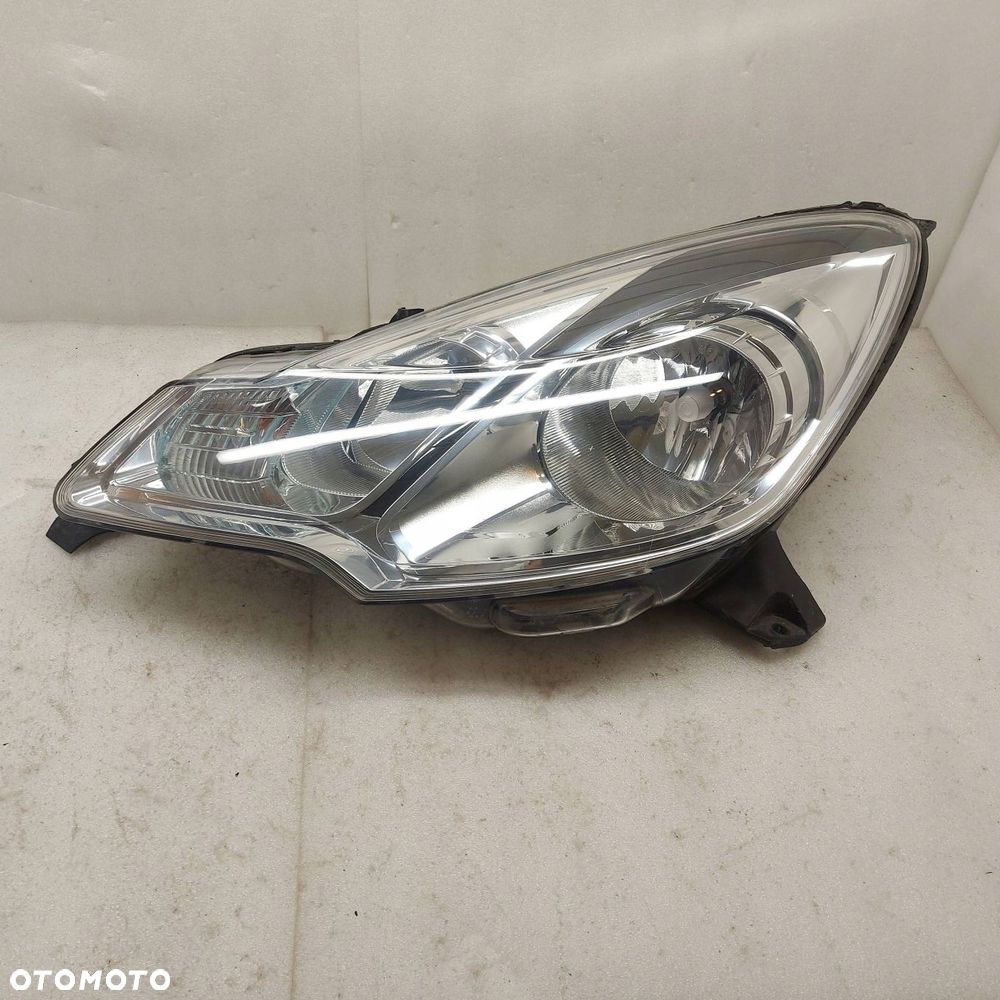 citroen c3 ds3 lampa zw ciemna przód strona lewa 9677038280 - 1