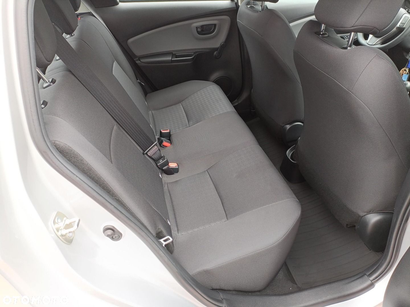 Toyota Yaris - 14