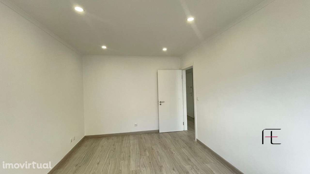 Apartamento T2+1 Venda em Mina de Água,Amadora - Grande imagem: 3/7