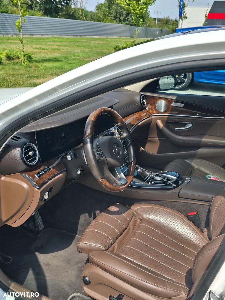Mercedes-Benz E 220 d Aut. - 16