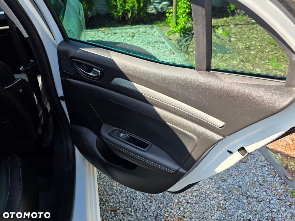 Renault Megane ENERGY dCi 130 BOSE EDITION - 15