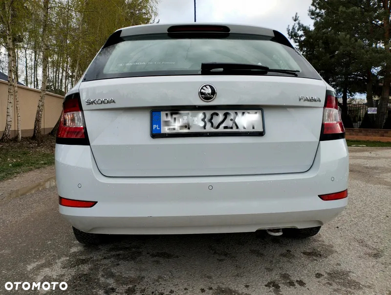 Skoda Fabia 1.0 TSI Ambition - 10