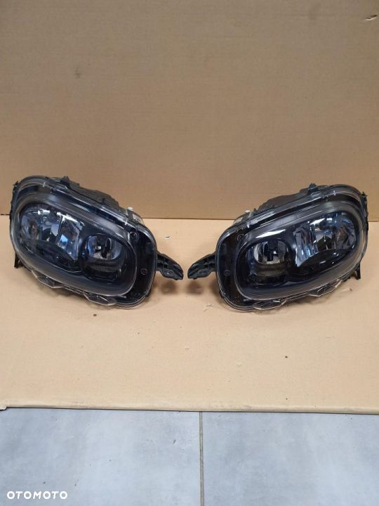 Citroen c3 2015-reflektor przód kpl