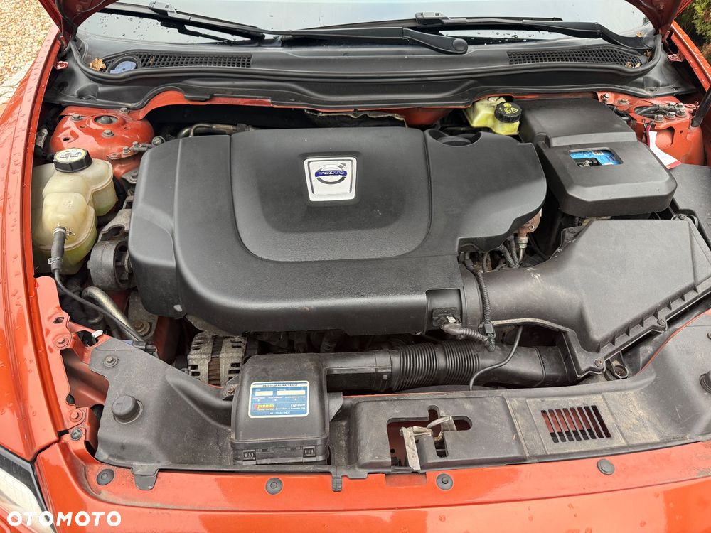 Volvo V50 D3 Momentum - 8