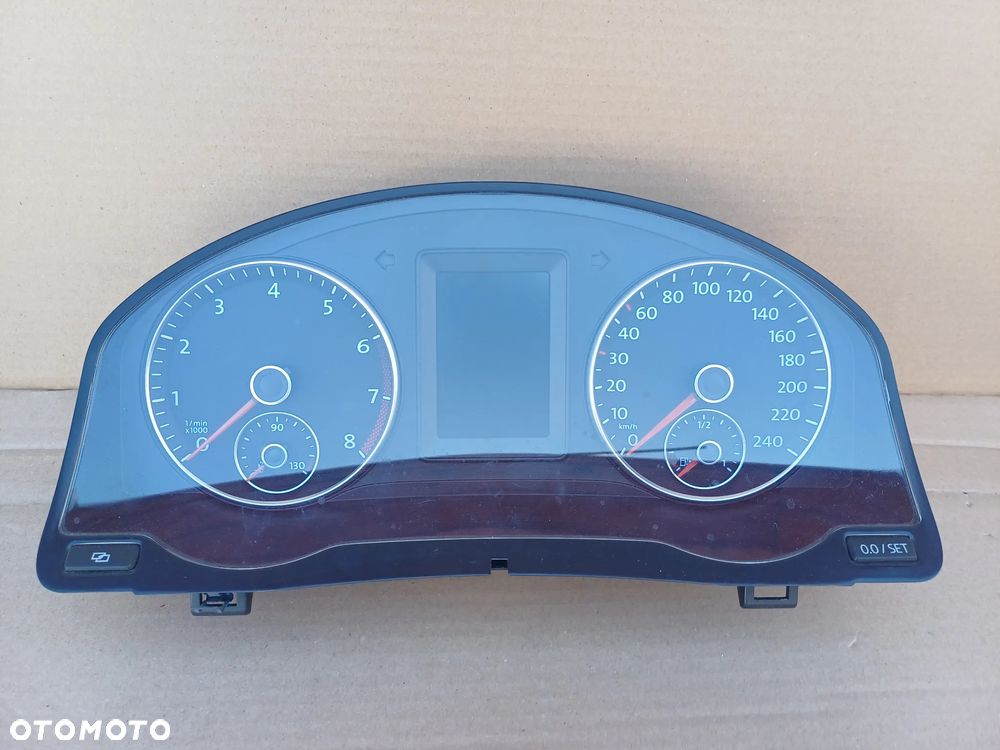 Golf VI Plus 1.4 tsi licznik 5M0920870 Golf Plus lift Europa - 5