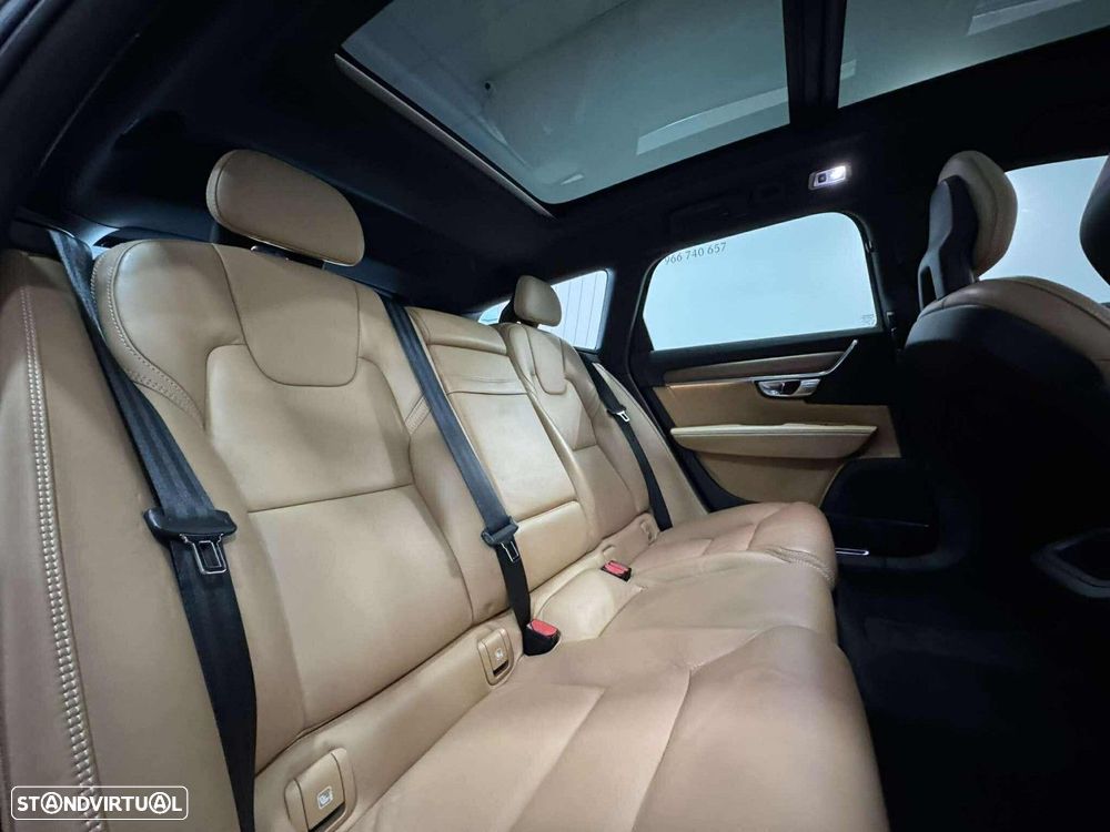 Volvo V90 2.0 D4 Momentum Geartronic - 15